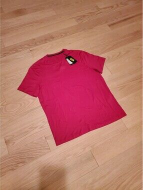Armani Exchange Men's Red Logo T-Shirt Large